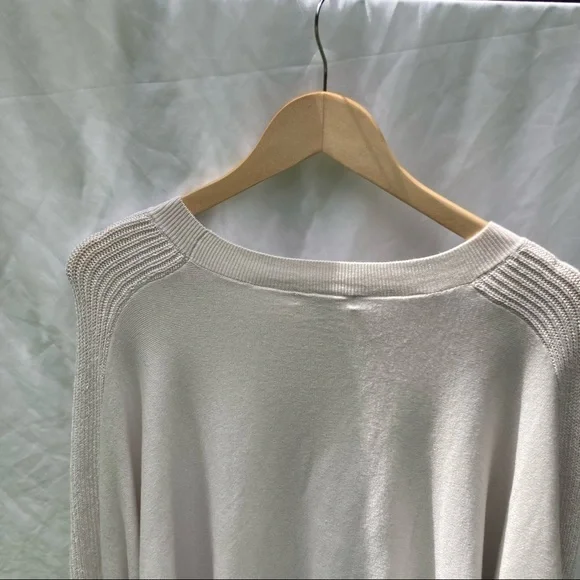 Prologue Cream Baggy Shirt, Size Medium - Picture 5 of 8